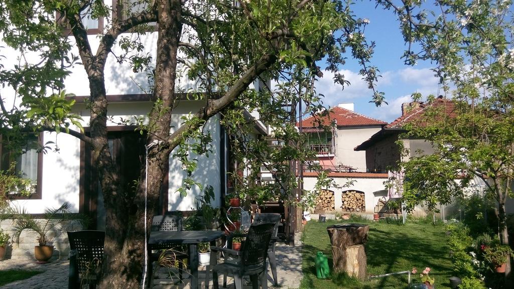 Bobekova Kashta Hotel Panagyurishte Buitenkant foto