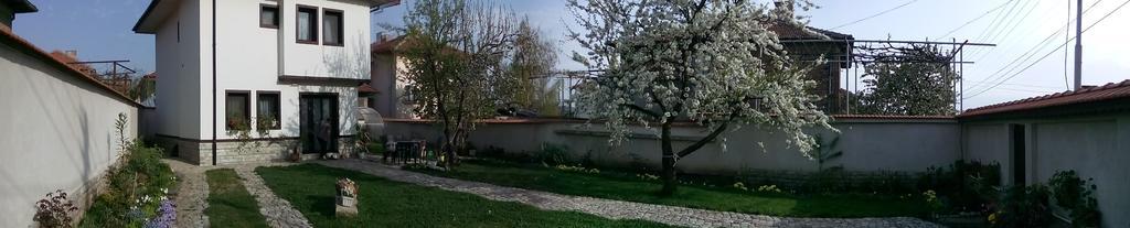 Bobekova Kashta Hotel Panagyurishte Buitenkant foto