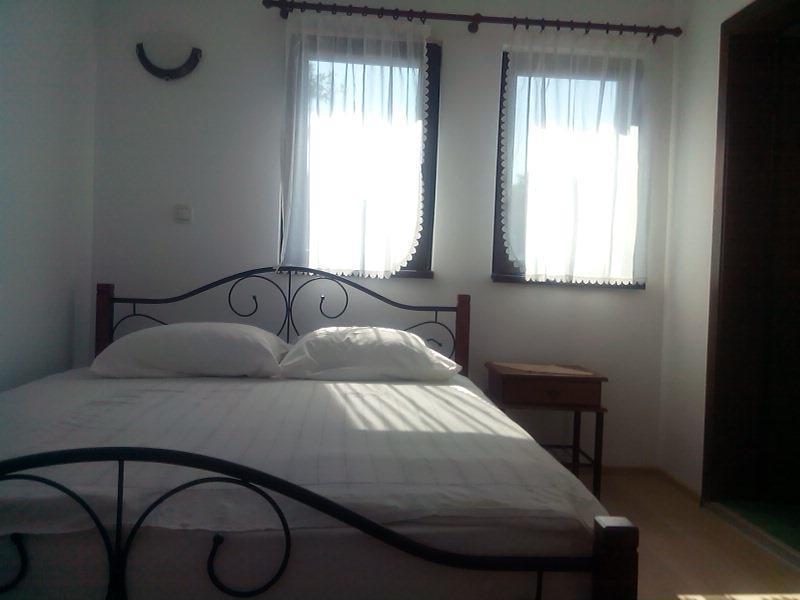 Bobekova Kashta Hotel Panagyurishte Buitenkant foto